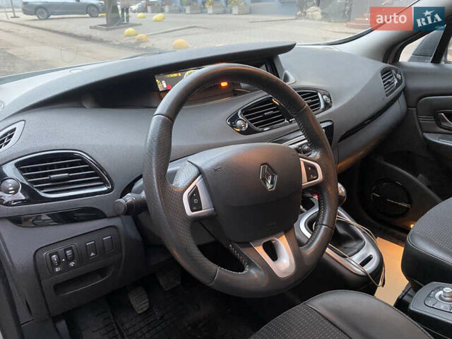 Сірий Рено Гранд Сценік, об'ємом двигуна 1.87 л та пробігом 220 тис. км за 8000 $, фото 44 на Automoto.ua