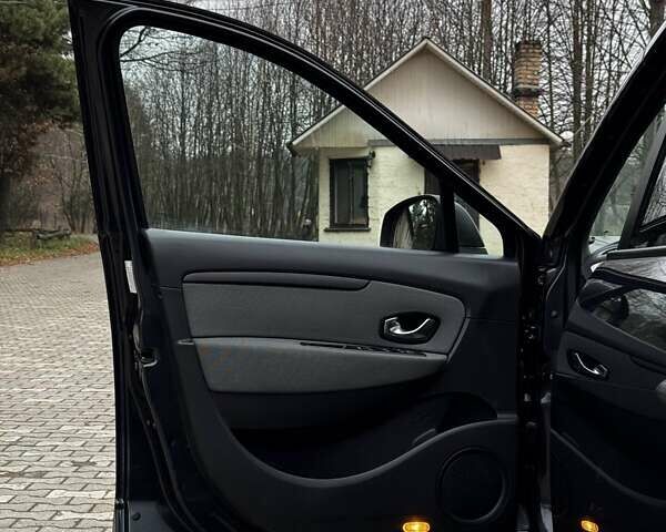 Сірий Рено Гранд Сценік, об'ємом двигуна 1.6 л та пробігом 218 тис. км за 7650 $, фото 11 на Automoto.ua