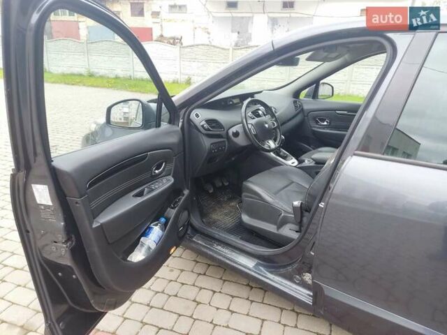 Серый Рено Гранд Сценик, объемом двигателя 1.6 л и пробегом 298 тыс. км за 7200 $, фото 6 на Automoto.ua