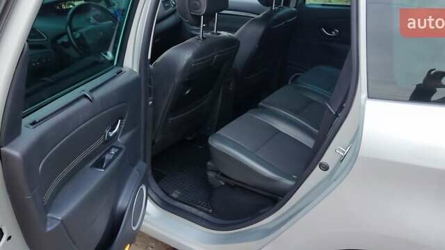 Серый Рено Гранд Сценик, объемом двигателя 1.6 л и пробегом 310 тыс. км за 7300 $, фото 11 на Automoto.ua