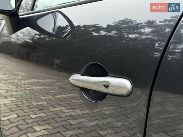 Сірий Рено Гранд Сценік, об'ємом двигуна 1.6 л та пробігом 218 тис. км за 7650 $, фото 14 на Automoto.ua