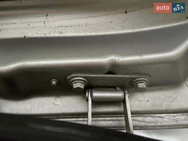 Серый Рено Гранд Сценик, объемом двигателя 1.46 л и пробегом 284 тыс. км за 5950 $, фото 17 на Automoto.ua