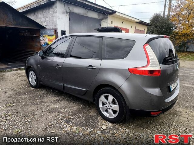 Рено Гранд Сценик 2011 в Стрые на Automoto.ua Серый Рено Гранд Сценик, объемом двигателя 1.5 л и пробегом 300 тыс. км за 6300 $, фото 2 на Automoto.ua