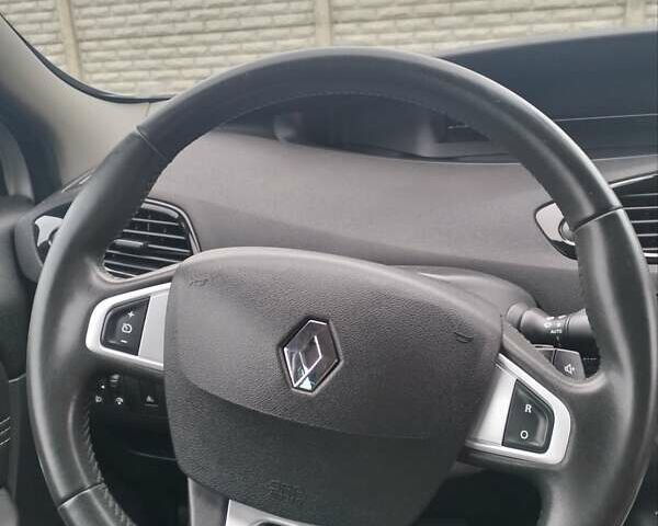 Рено Гранд Сценик 2011 в Чернигове на Automoto.ua Серый Рено Гранд Сценик, объемом двигателя 1.5 л и пробегом 220 тыс. км за 8500 $, фото 18 на Automoto.ua