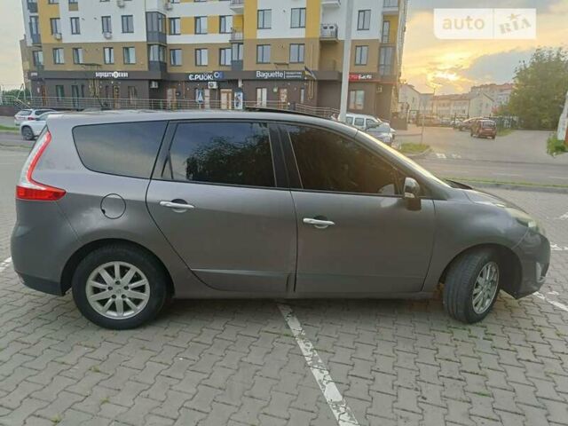 Сірий Рено Гранд Сценік, об'ємом двигуна 1.6 л та пробігом 283 тис. км за 7350 $, фото 2 на Automoto.ua
