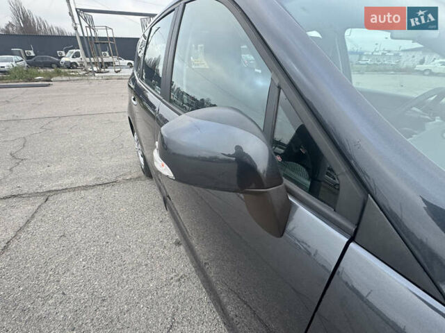 Сірий Рено Гранд Сценік, об'ємом двигуна 1.6 л та пробігом 219 тис. км за 9000 $, фото 25 на Automoto.ua