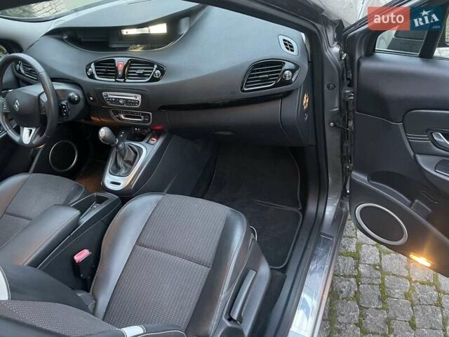 Сірий Рено Гранд Сценік, об'ємом двигуна 1.4 л та пробігом 176 тис. км за 6900 $, фото 12 на Automoto.ua