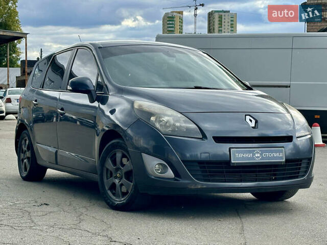 Рено Гранд Сценик 2011 в Киеве на Automoto.ua Серый Рено Гранд Сценик, объемом двигателя 1.46 л и пробегом 277 тыс. км за 8300 $, фото 5 на Automoto.ua