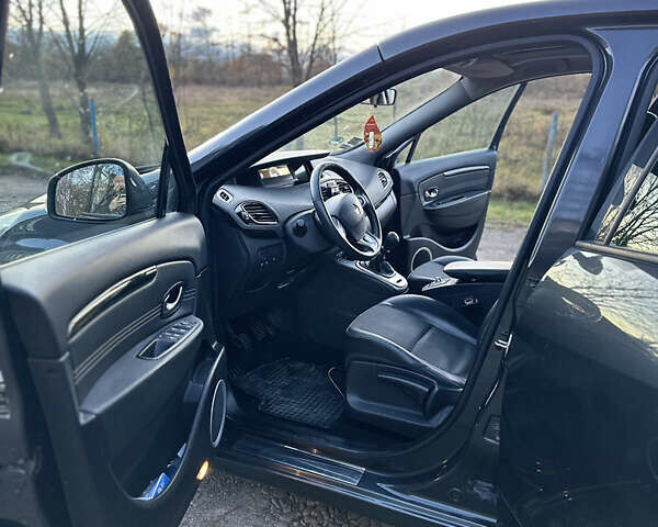 Серый Рено Гранд Сценик, объемом двигателя 1.5 л и пробегом 305 тыс. км за 7200 $, фото 13 на Automoto.ua