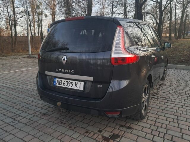 Серый Рено Гранд Сценик, объемом двигателя 1.6 л и пробегом 306 тыс. км за 6500 $, фото 14 на Automoto.ua