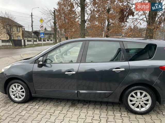 Серый Рено Гранд Сценик, объемом двигателя 1.6 л и пробегом 215 тыс. км за 6850 $, фото 15 на Automoto.ua