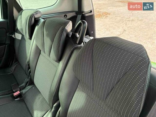 Сірий Рено Гранд Сценік, об'ємом двигуна 1.46 л та пробігом 193 тис. км за 6799 $, фото 14 на Automoto.ua