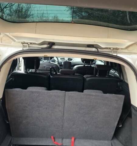 Серый Рено Гранд Сценик, объемом двигателя 1.6 л и пробегом 335 тыс. км за 7400 $, фото 65 на Automoto.ua