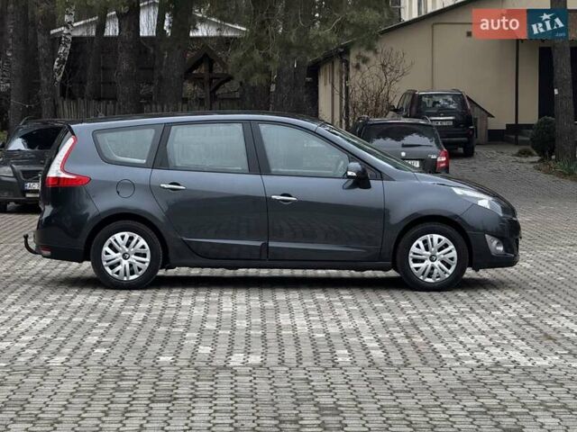 Сірий Рено Гранд Сценік, об'ємом двигуна 1.6 л та пробігом 218 тис. км за 7650 $, фото 7 на Automoto.ua