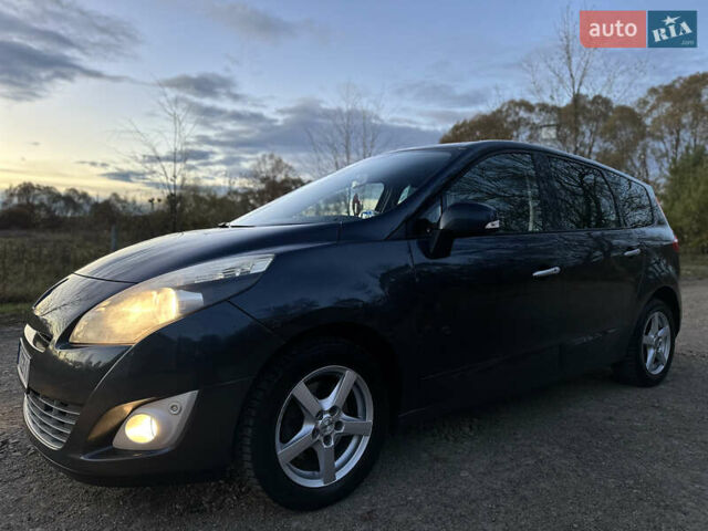 Серый Рено Гранд Сценик, объемом двигателя 1.5 л и пробегом 305 тыс. км за 7200 $, фото 32 на Automoto.ua