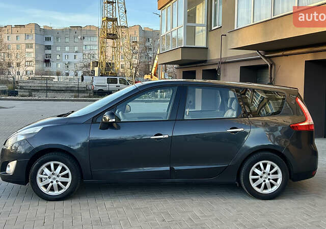 Сірий Рено Гранд Сценік, об'ємом двигуна 1.5 л та пробігом 262 тис. км за 6999 $, фото 3 на Automoto.ua