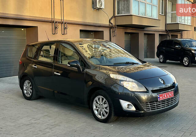 Сірий Рено Гранд Сценік, об'ємом двигуна 1.5 л та пробігом 262 тис. км за 6999 $, фото 9 на Automoto.ua