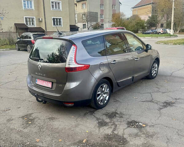 Сірий Рено Гранд Сценік, об'ємом двигуна 1.5 л та пробігом 190 тис. км за 8300 $, фото 2 на Automoto.ua