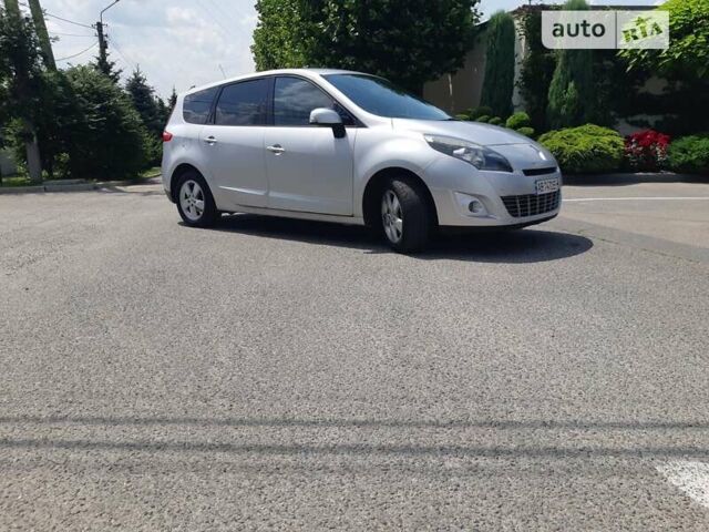 Сірий Рено Гранд Сценік, об'ємом двигуна 1.5 л та пробігом 280 тис. км за 7150 $, фото 8 на Automoto.ua