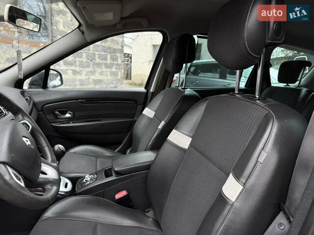 Серый Рено Гранд Сценик, объемом двигателя 1.6 л и пробегом 265 тыс. км за 7950 $, фото 20 на Automoto.ua