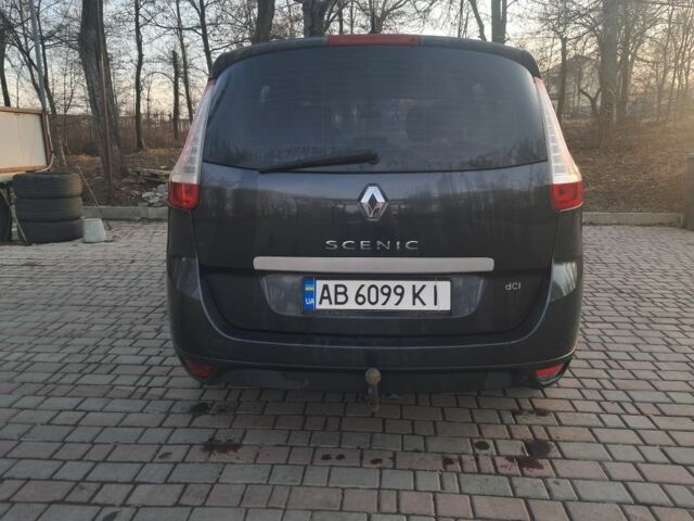 Серый Рено Гранд Сценик, объемом двигателя 1.6 л и пробегом 306 тыс. км за 6500 $, фото 15 на Automoto.ua