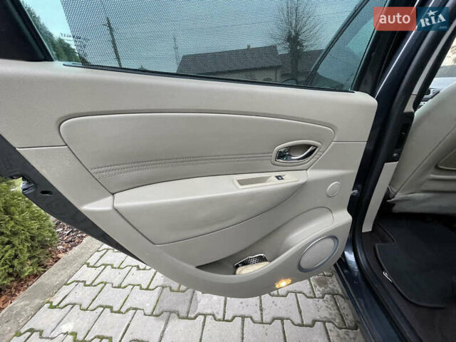 Серый Рено Гранд Сценик, объемом двигателя 1.6 л и пробегом 215 тыс. км за 6850 $, фото 36 на Automoto.ua