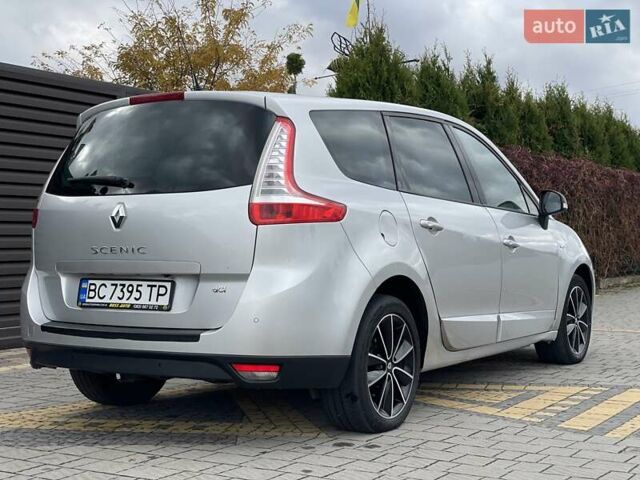 Серый Рено Гранд Сценик, объемом двигателя 2 л и пробегом 249 тыс. км за 8450 $, фото 19 на Automoto.ua
