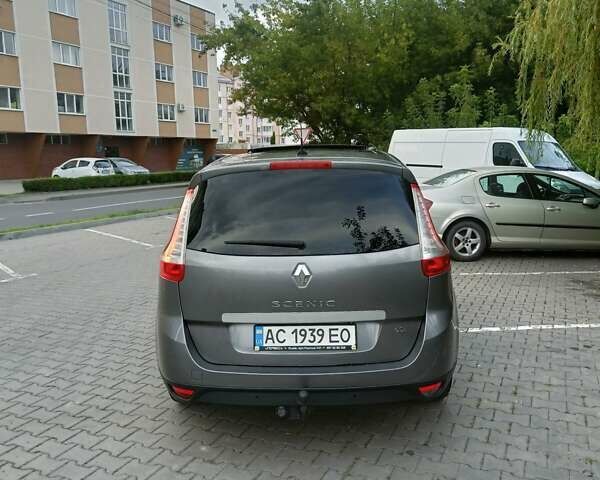 Сірий Рено Гранд Сценік, об'ємом двигуна 1.6 л та пробігом 283 тис. км за 7350 $, фото 1 на Automoto.ua