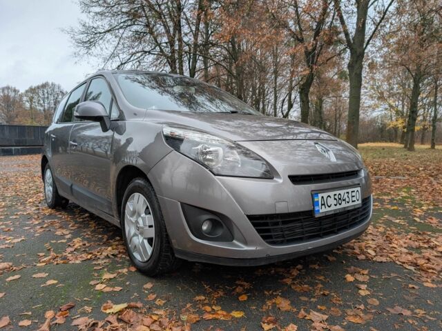 Серый Рено Гранд Сценик, объемом двигателя 1.5 л и пробегом 261 тыс. км за 5999 $, фото 5 на Automoto.ua