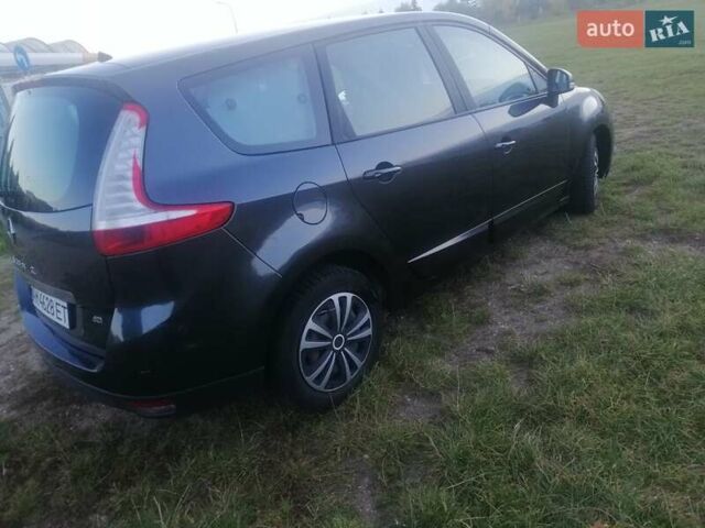 Рено Гранд Сценик 2011 в Житомире на Automoto.ua Серый Рено Гранд Сценик, объемом двигателя 1.6 л и пробегом 295 тыс. км за 6800 $, фото 14 на Automoto.ua