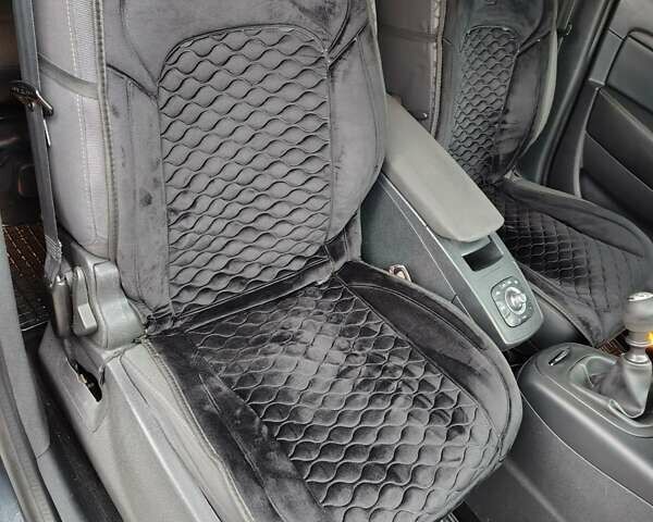 Серый Рено Гранд Сценик, объемом двигателя 1.5 л и пробегом 292 тыс. км за 6700 $, фото 20 на Automoto.ua