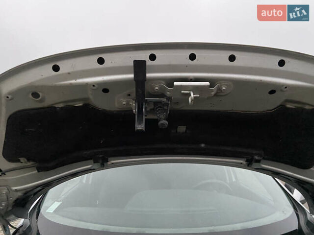 Серый Рено Гранд Сценик, объемом двигателя 1.46 л и пробегом 284 тыс. км за 5950 $, фото 8 на Automoto.ua