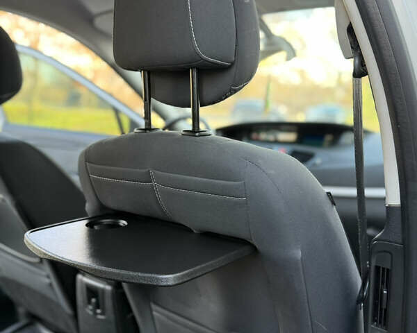 Серый Рено Гранд Сценик, объемом двигателя 1.6 л и пробегом 305 тыс. км за 6900 $, фото 21 на Automoto.ua