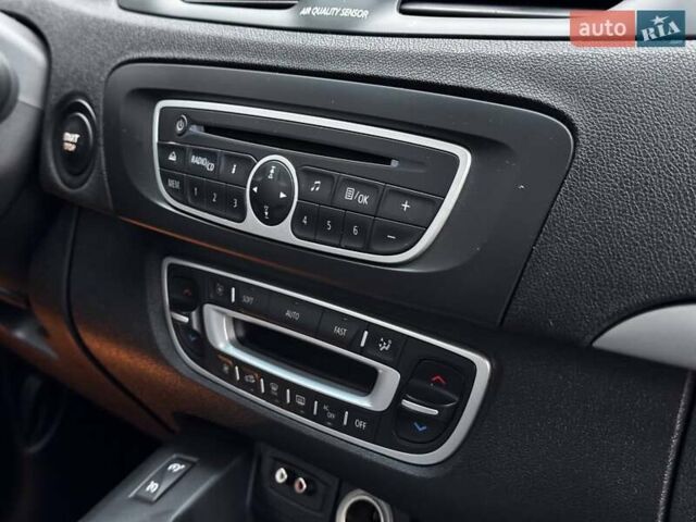 Сірий Рено Гранд Сценік, об'ємом двигуна 1.6 л та пробігом 218 тис. км за 7650 $, фото 25 на Automoto.ua