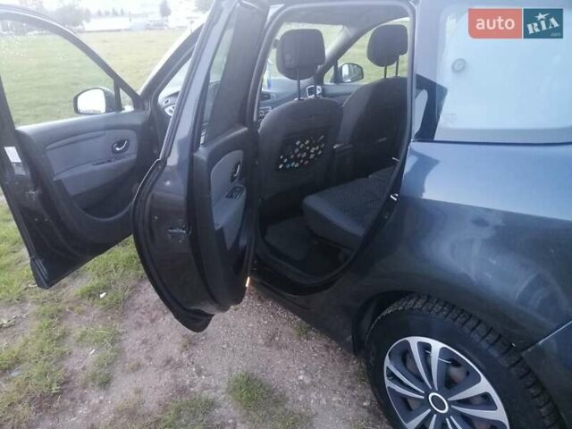 Рено Гранд Сценик 2011 в Житомире на Automoto.ua Серый Рено Гранд Сценик, объемом двигателя 1.6 л и пробегом 295 тыс. км за 6800 $, фото 7 на Automoto.ua