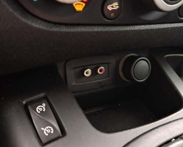 Серый Рено Гранд Сценик, объемом двигателя 1.5 л и пробегом 292 тыс. км за 6700 $, фото 13 на Automoto.ua