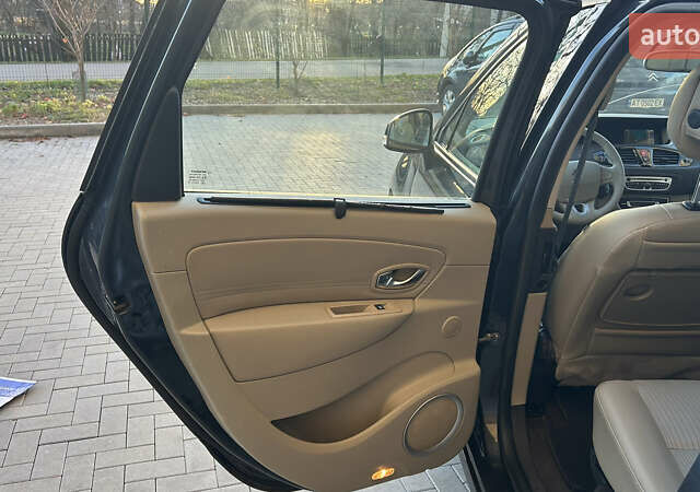 Сірий Рено Гранд Сценік, об'ємом двигуна 1.5 л та пробігом 262 тис. км за 6999 $, фото 16 на Automoto.ua