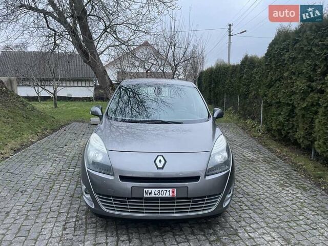 Сірий Рено Гранд Сценік, об'ємом двигуна 1.4 л та пробігом 176 тис. км за 6900 $, фото 2 на Automoto.ua