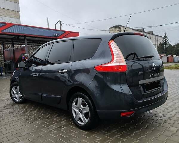 Серый Рено Гранд Сценик, объемом двигателя 1.5 л и пробегом 292 тыс. км за 6700 $, фото 33 на Automoto.ua