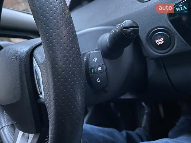 Сірий Рено Гранд Сценік, об'ємом двигуна 1.87 л та пробігом 220 тис. км за 8000 $, фото 27 на Automoto.ua