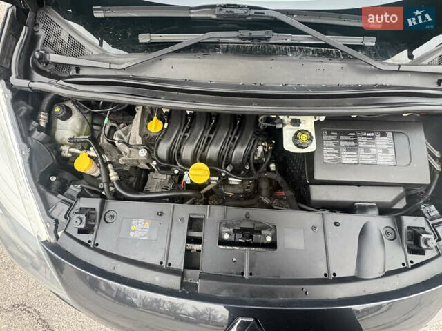 Сірий Рено Гранд Сценік, об'ємом двигуна 1.6 л та пробігом 219 тис. км за 9000 $, фото 64 на Automoto.ua