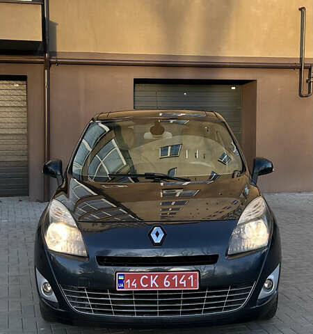 Сірий Рено Гранд Сценік, об'ємом двигуна 1.5 л та пробігом 262 тис. км за 6999 $, фото 11 на Automoto.ua