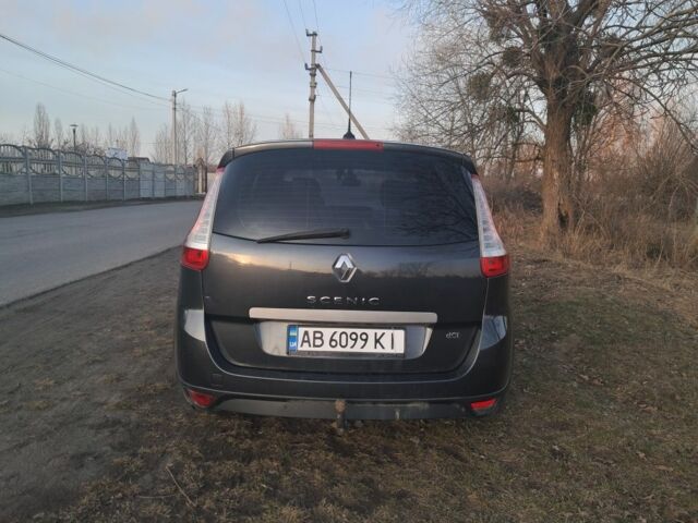 Серый Рено Гранд Сценик, объемом двигателя 1.6 л и пробегом 306 тыс. км за 6500 $, фото 1 на Automoto.ua