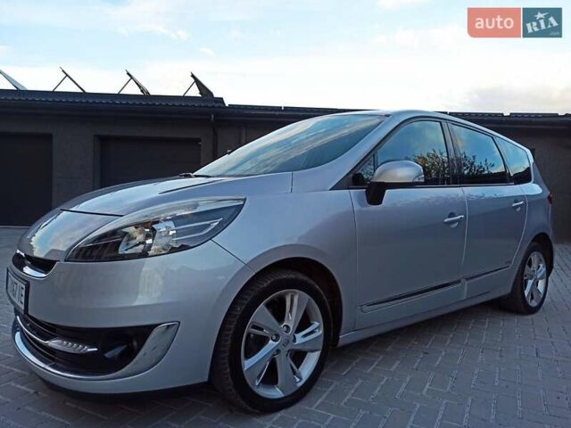 Серый Рено Гранд Сценик, объемом двигателя 1.6 л и пробегом 239 тыс. км за 8700 $, фото 6 на Automoto.ua