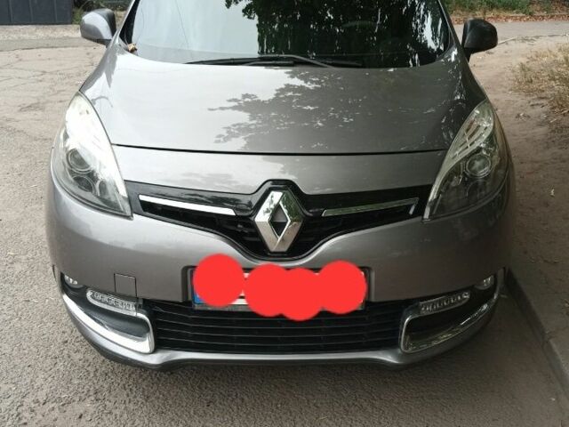 Серый Рено Гранд Сценик, объемом двигателя 1.5 л и пробегом 309 тыс. км за 8750 $, фото 2 на Automoto.ua