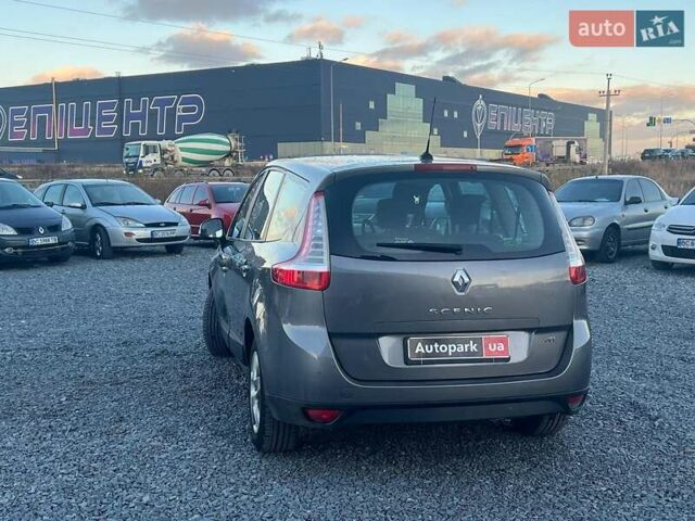 Серый Рено Гранд Сценик, объемом двигателя 1.5 л и пробегом 281 тыс. км за 9740 $, фото 5 на Automoto.ua