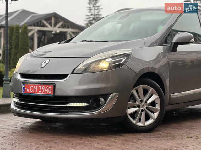 Серый Рено Гранд Сценик, объемом двигателя 1.6 л и пробегом 238 тыс. км за 9500 $, фото 8 на Automoto.ua
