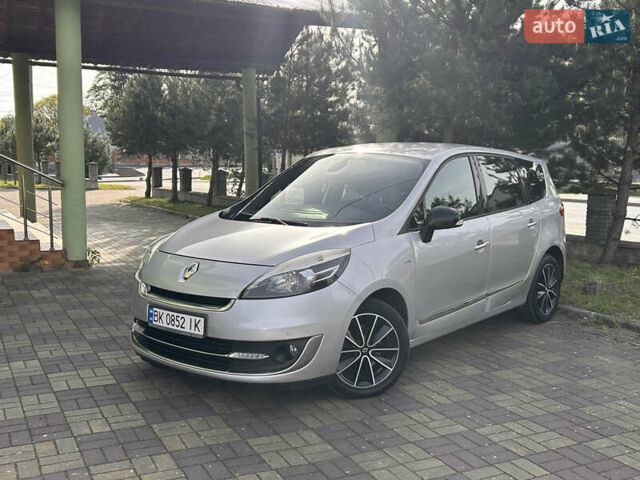 Серый Рено Гранд Сценик, объемом двигателя 1.6 л и пробегом 266 тыс. км за 7700 $, фото 11 на Automoto.ua