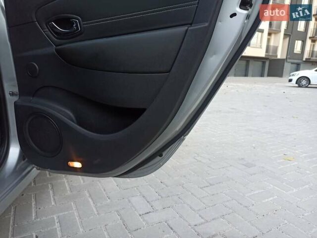 Серый Рено Гранд Сценик, объемом двигателя 1.6 л и пробегом 239 тыс. км за 8700 $, фото 70 на Automoto.ua