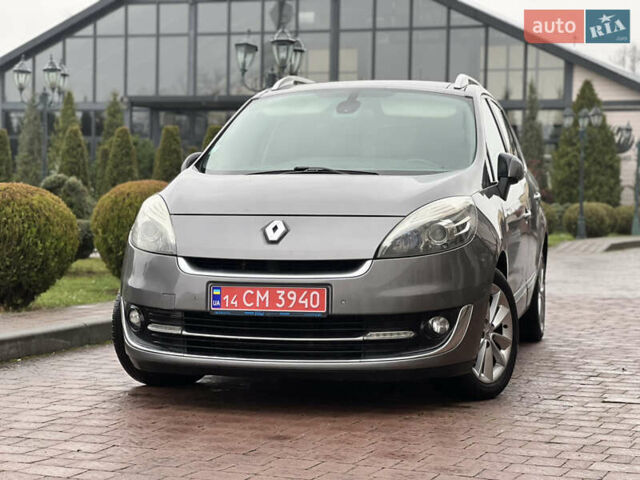 Серый Рено Гранд Сценик, объемом двигателя 1.6 л и пробегом 238 тыс. км за 9500 $, фото 13 на Automoto.ua